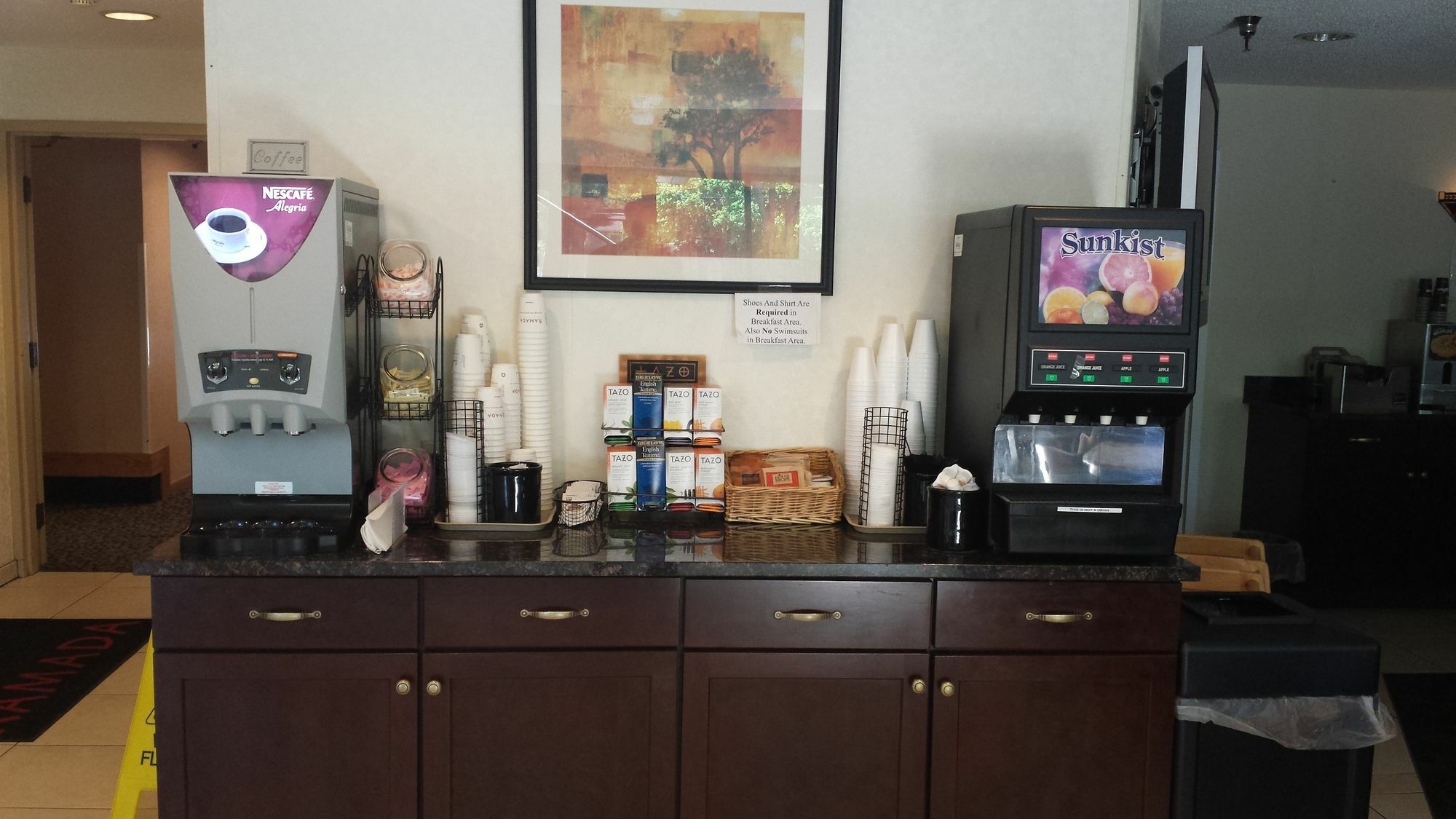 Ramada By Wyndham Bettendorf